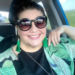 Meet your Posher, Dana